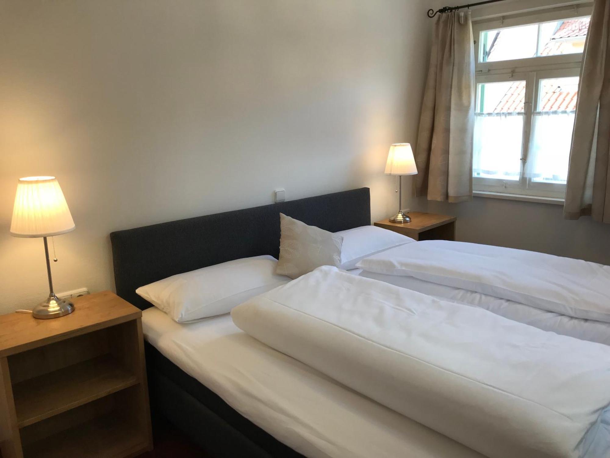 Hotel Hohe Schule Bad Überkingen Rum bild